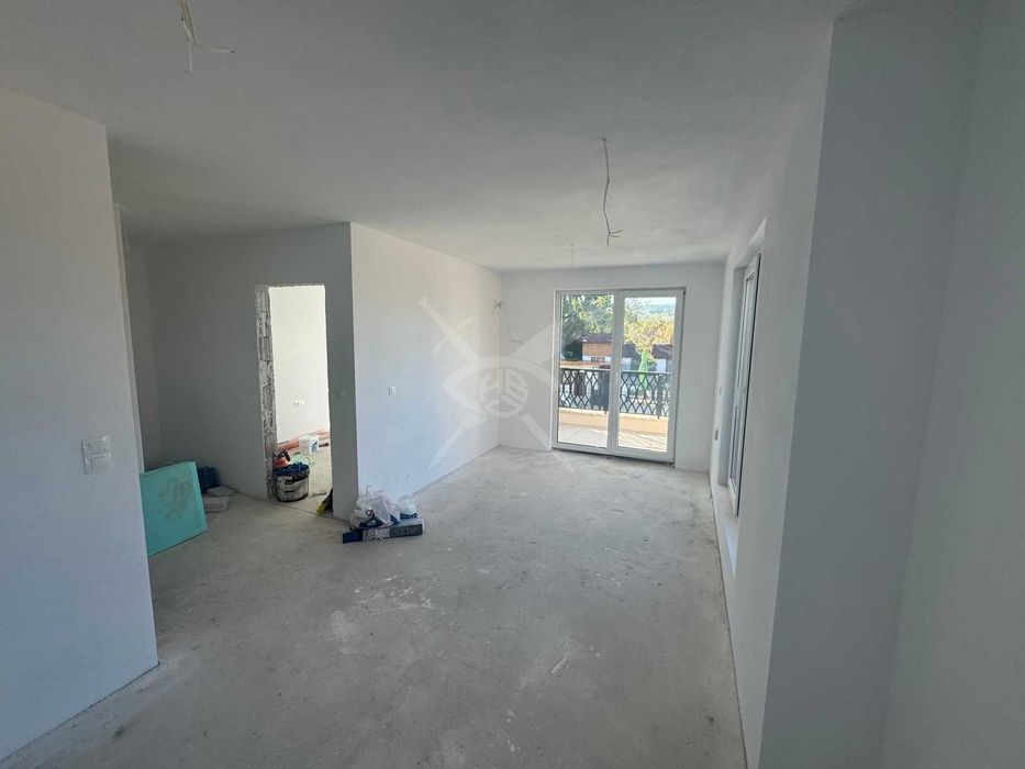 Продава се Двустаен апартамент в Созопол - 65 кв.м за 1400 €/кв.м - Снимка #2