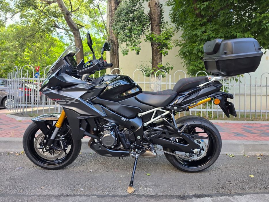 Suzuki GSX-S 1000GX