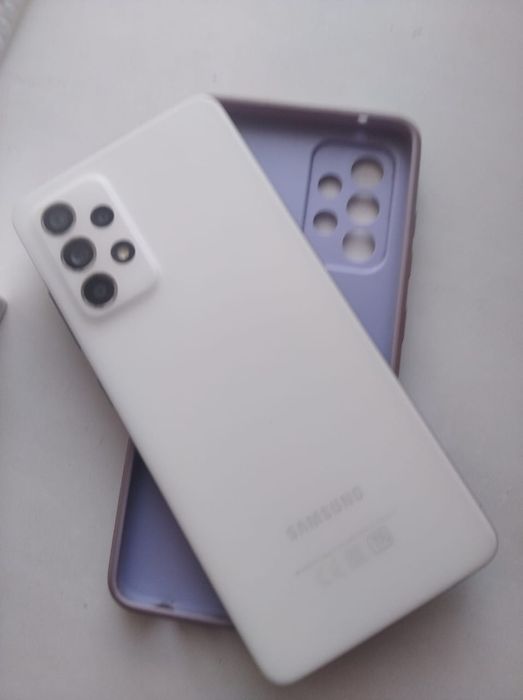 Смартфон Samsung Galaxy A52 4 ГБ/128 ГБ белый
