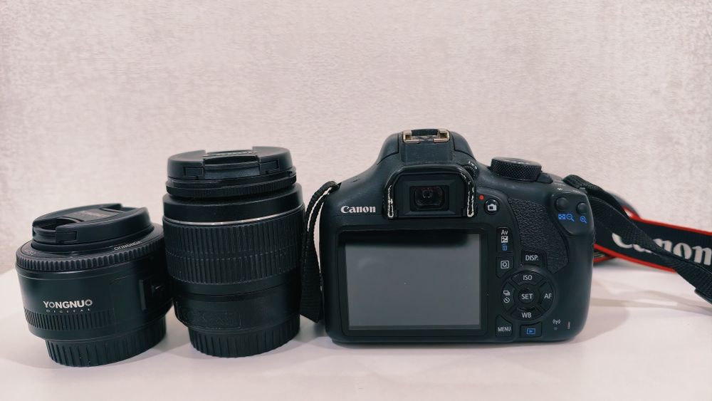 Продаю камеру Canon 1300d