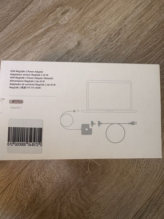 Apple 45W MagSafe 2 адаптер – неизползван