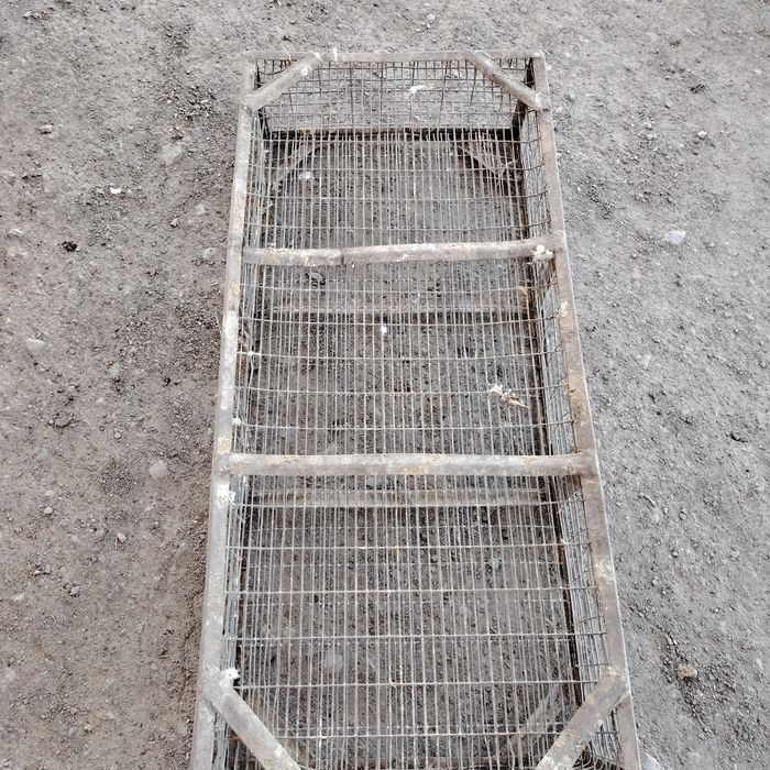 Temir setka sotiladi