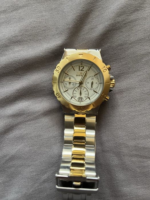 Часовник Invicta