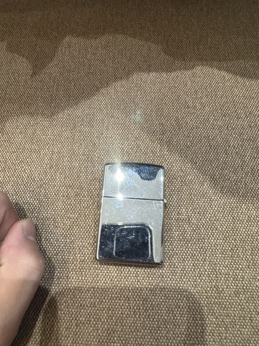 Bricheta ZIPPO 08