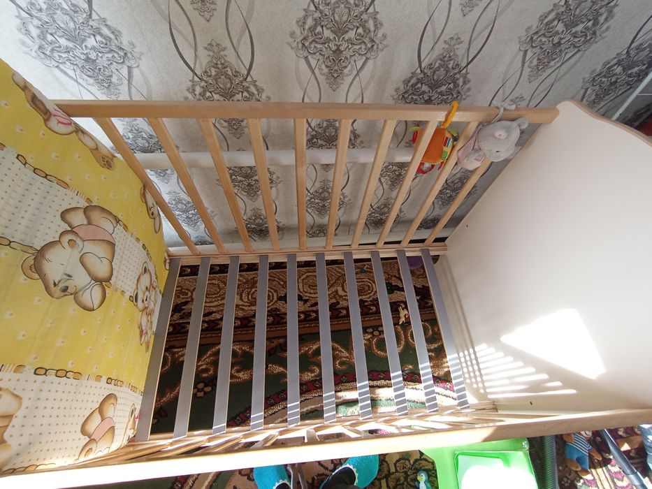 Кроватка детская