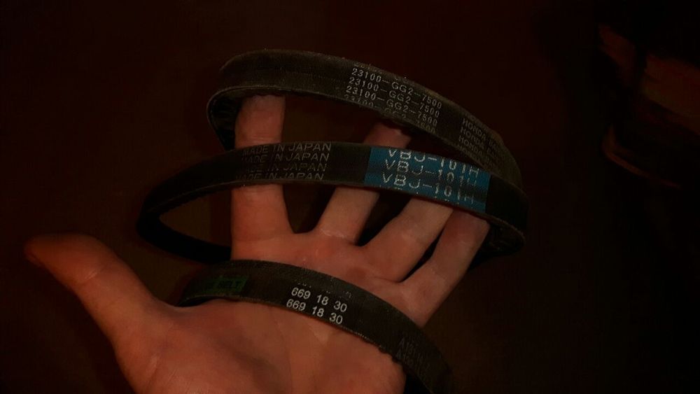 Тормозные колодки на скутер Honda такт