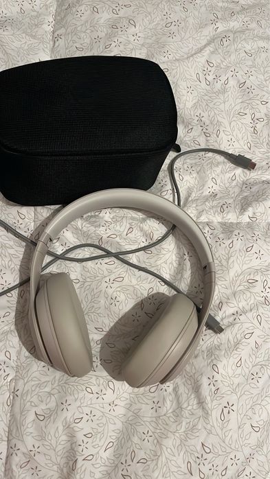 Casti Beats Studio Pro Wireless