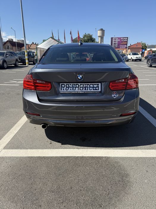 BMW Seria 3 F30 318D