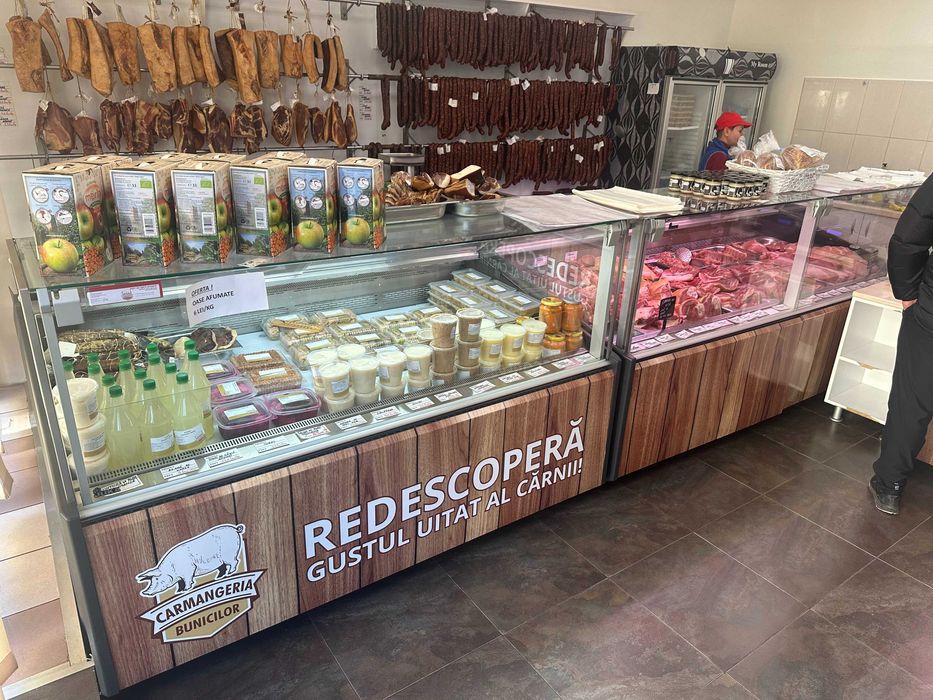 Vitrina orizontala / Mezeluri / Carne / FDI 160 cm - 90 CM expunere