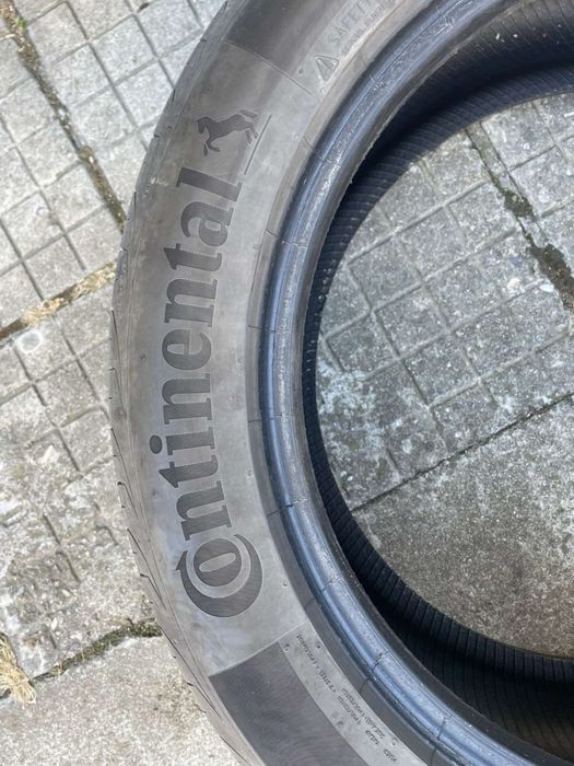 Continental 235/50 R18