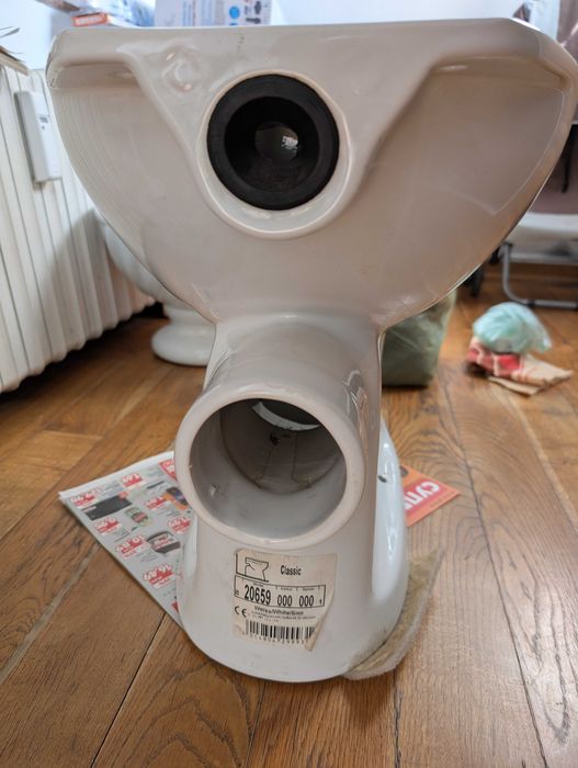 Тоалетна чиния Laufen Classic- модел: 20659