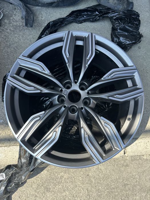 BMW 7 серия G11/G12 - 1 Джанта 20”