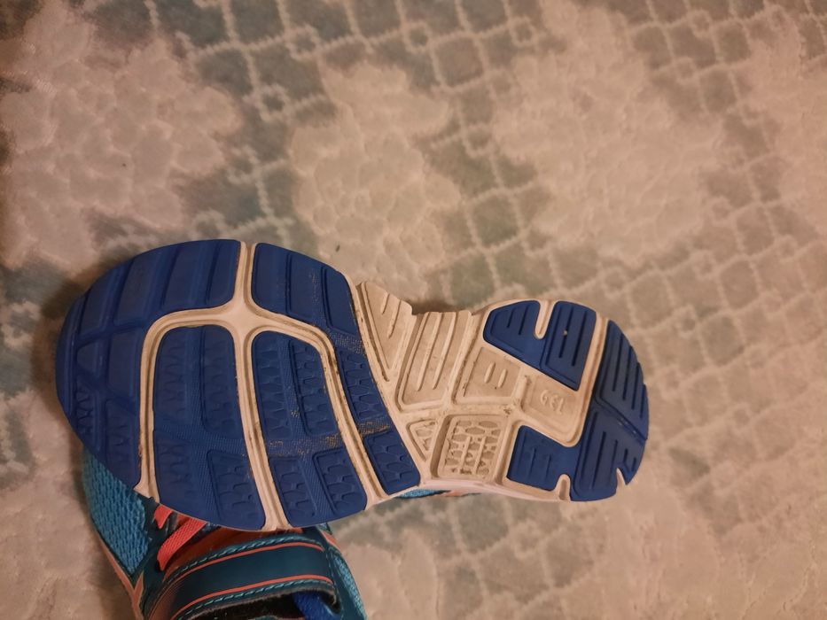 Маратонки ASICS за момиче
