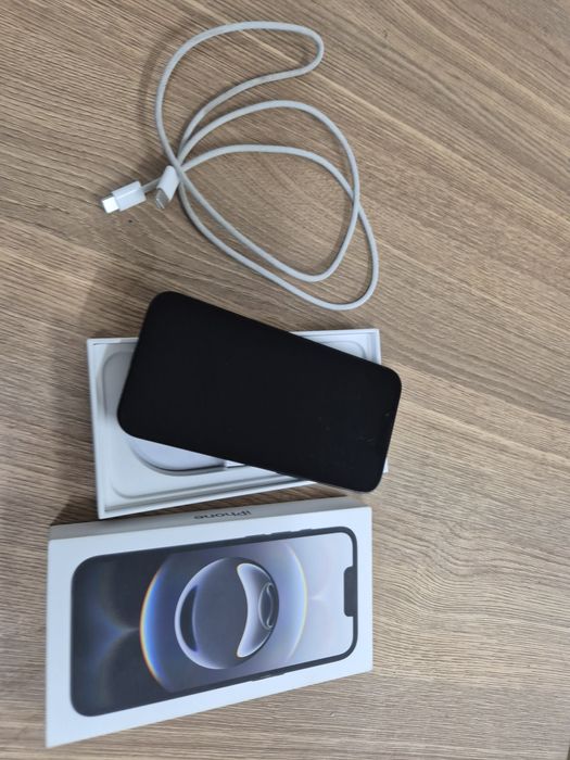 IPhone 16e 128gb/100%