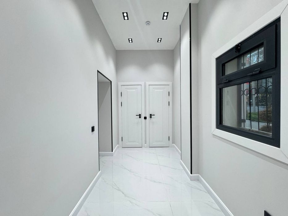 Продам коммерчкское помещение / метро Новза (Хамза) / вдоль дороги