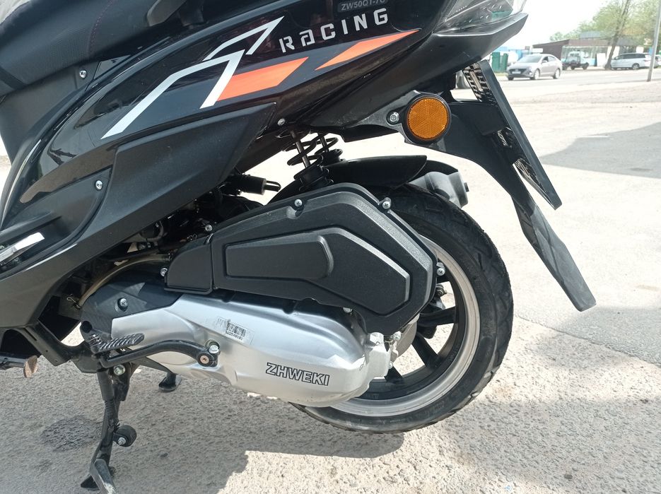 Продам Мопед почти новый