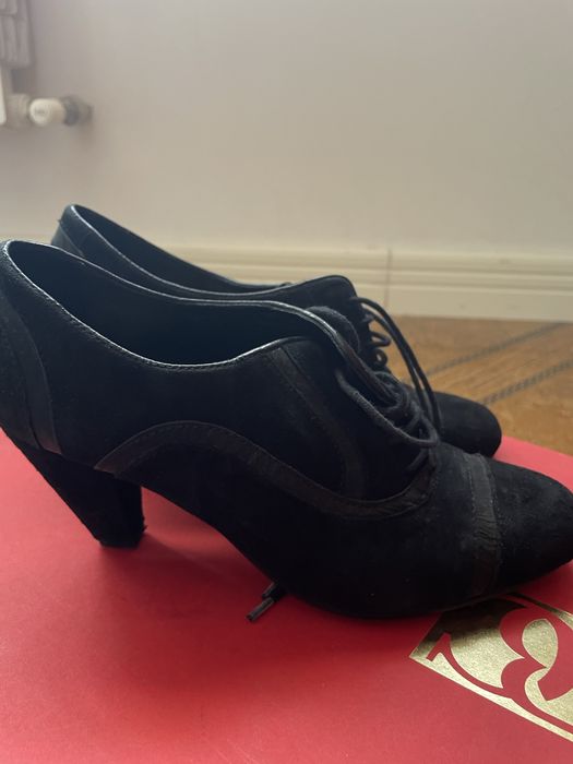 Обуви кожаные отличного качества