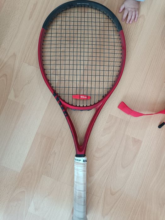 Раница, ракета  Wilson Clash 2, 295 грама и комплект нови топки