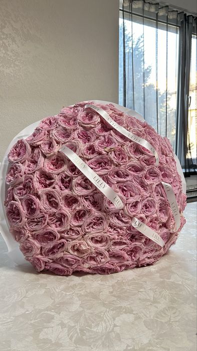 Большой тяжелый букет