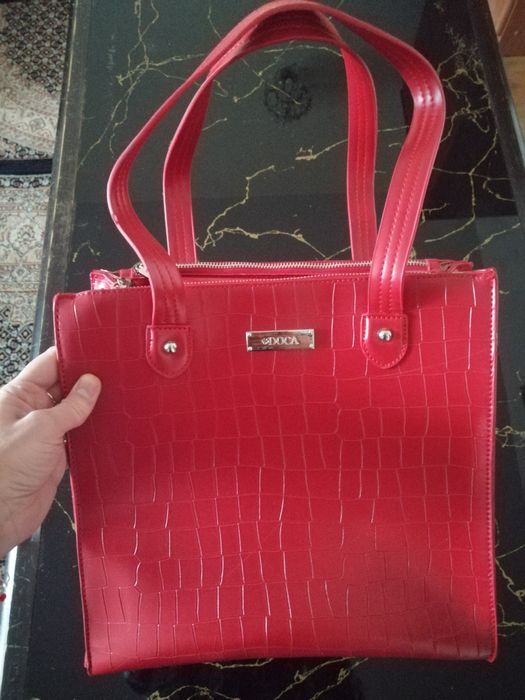Дамска червена чанта Doca