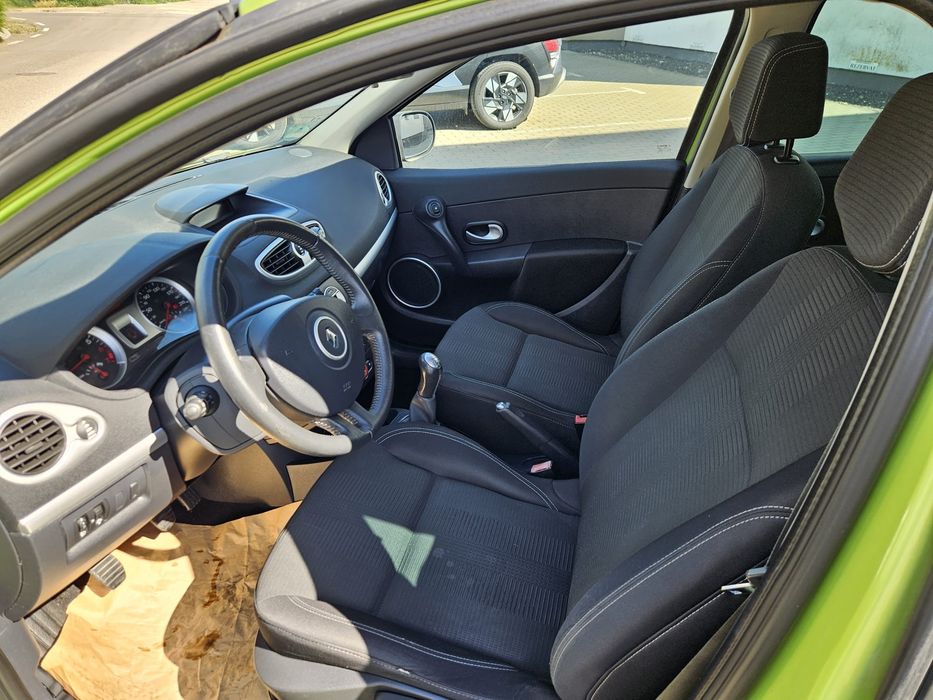 Renault clio an 2010 motor 1.2 benzina cutie viteze manuala