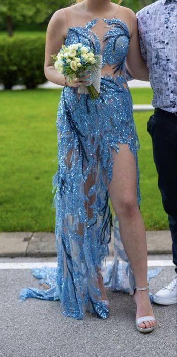 Бална рокля