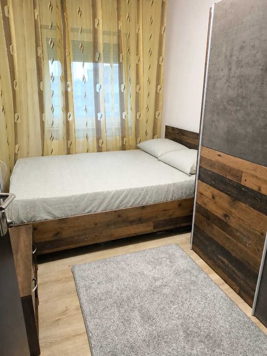 Apartament decomandat 3 camere