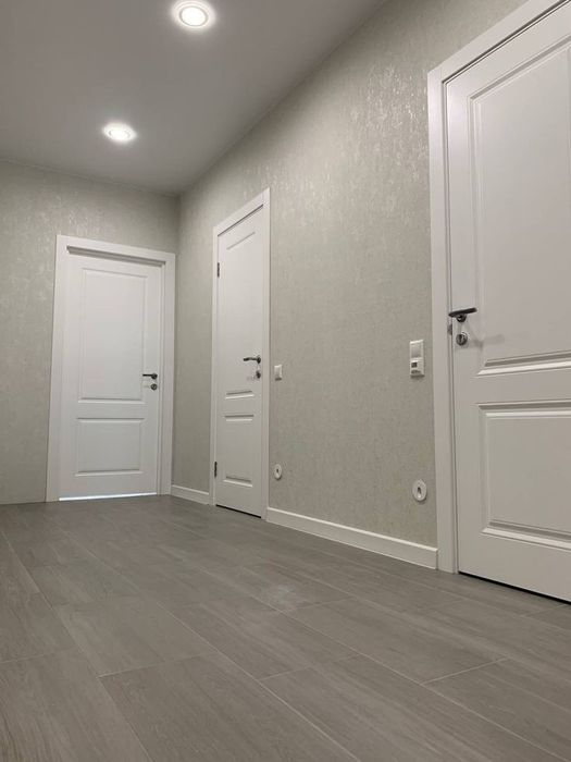 Plintus, Dekor.    .