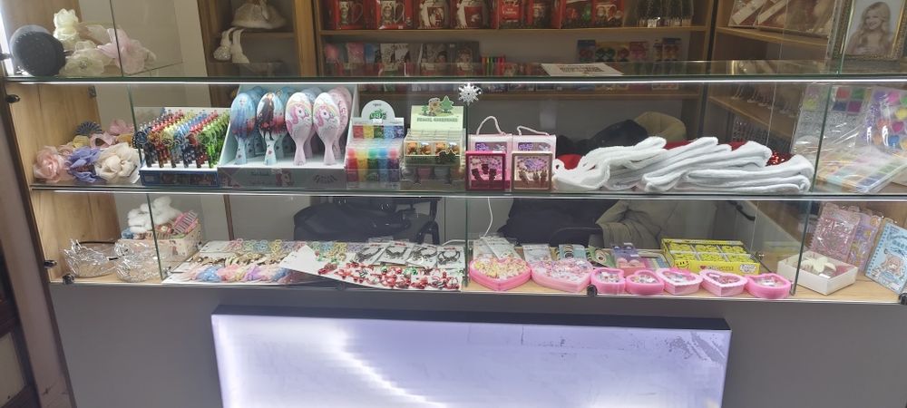 Срочно продам витрину