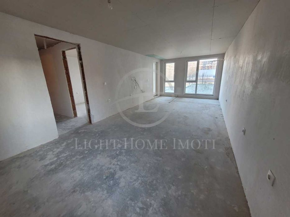 Продава се Тристаен апартамент в Пловдив, Остромила - 124 кв.м за 823 €/кв.м - Снимка #2