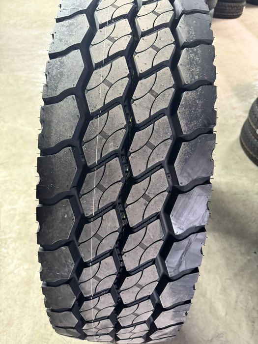13R22.5 AC95 Accelus