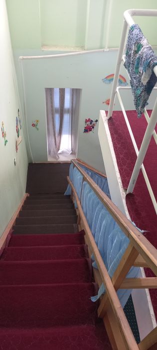 Ромитан туманида икки қаватли коттеж сотилади!