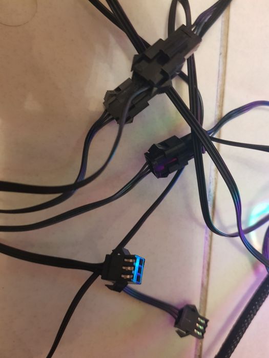 Benzi led pentru PC, controlere pt benzi cu leduri ventilatoare cu led