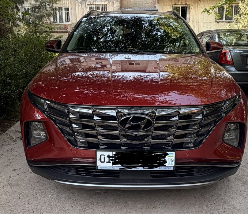 Продам свой автомобиль Hyundai Tucson luxe