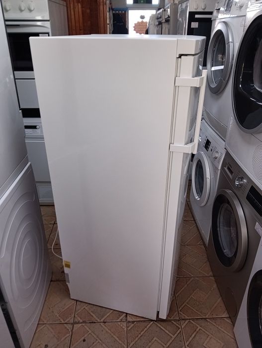 Последен модел голям фризер Liebherr с 2 год. Гаранция Made in Germany