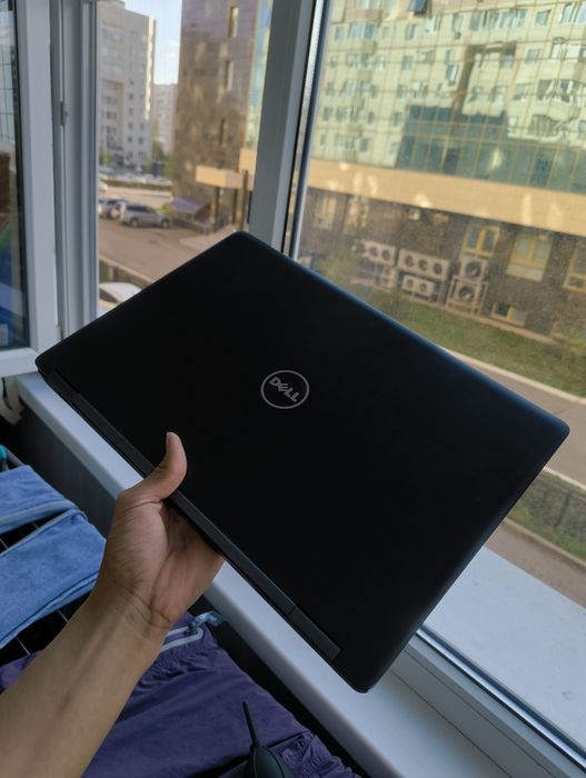 Dell Latitude 5580 / рабочий / под апгрейд