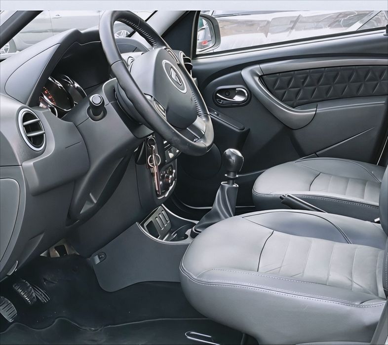 Dacia Duster/1.5 dci/ 110 HP/ Navigație/Piele/Climă