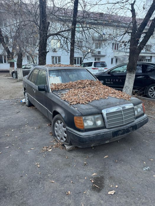 Мерс 124 на запчасти