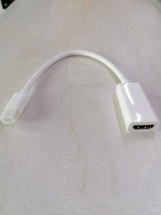 Thunderbolt / Mini Displayport към HDMI кабел за Apple Macbook PRO/AIR - НОВ