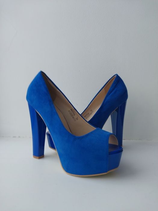 Продам красивые туфли