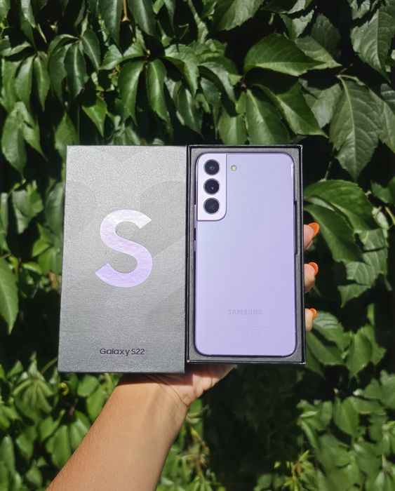 Samsung S22 фиолетовый б/у