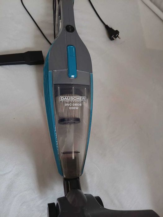 Пылесос проводной DAUSCHER DVC -285B.