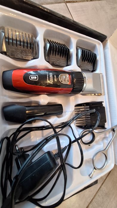 Masina de tuns caini si pisici profesionala