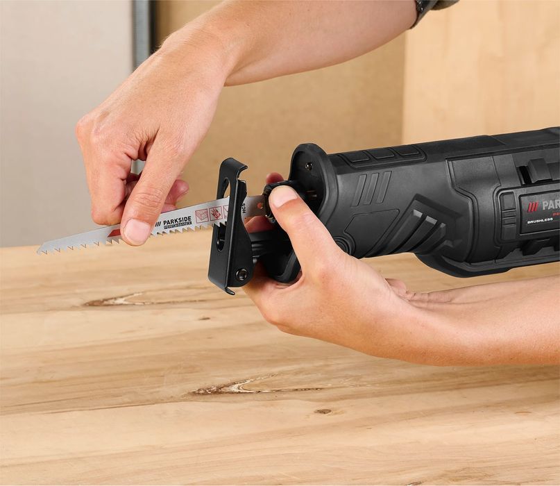 Ferestrău sabie Parkside PERFORMANCE PSSAB 2028 B2 fabricație 2025