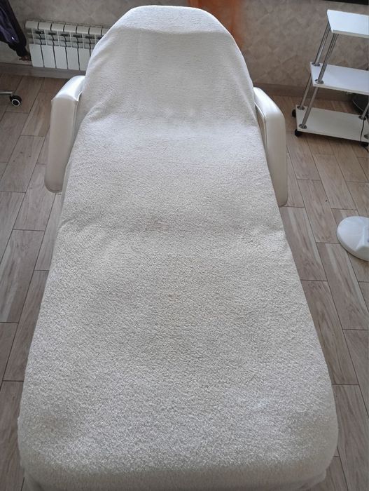 Кушетка косметолога