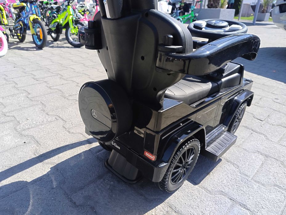 MERCEDES Кола за яздене с дръжка Mercedes-benz G350d черен