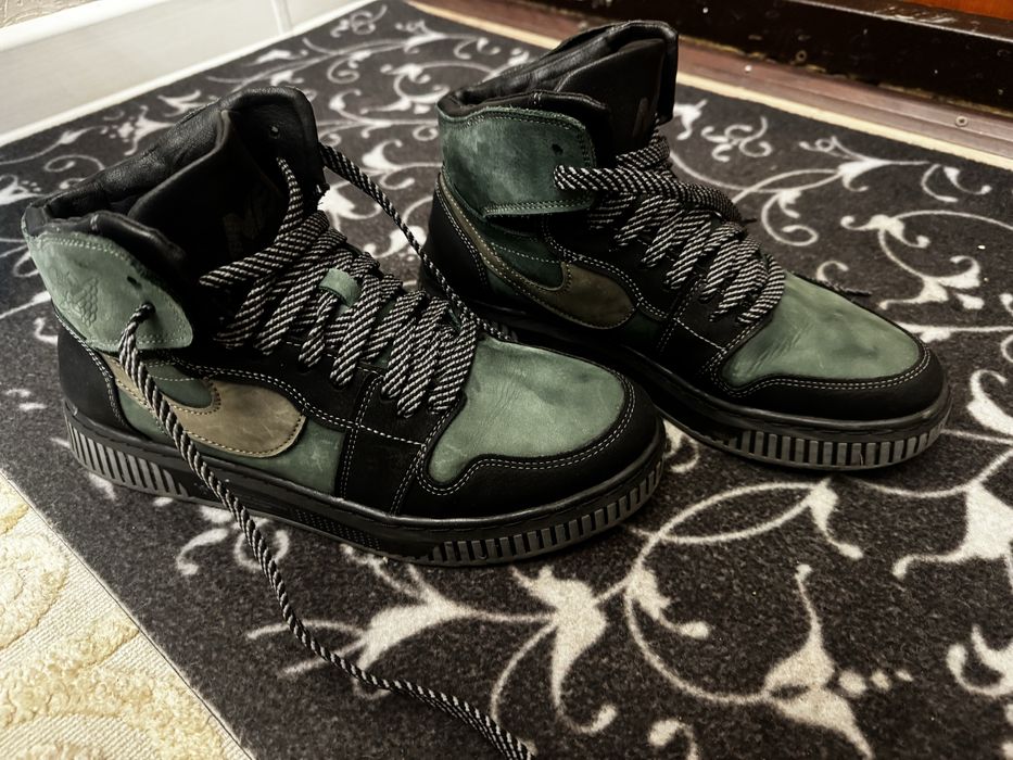 Продам Air Jordan 1 Mid в утилитарной / зимней версии.