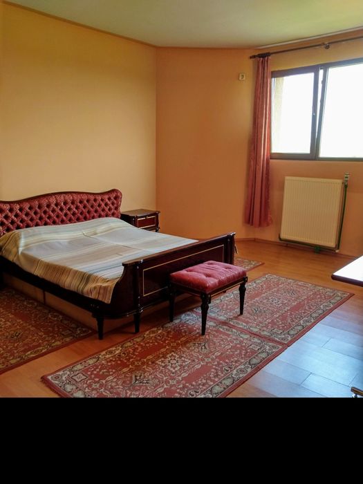 Vila P+E+M, complet mobilata de vanzare