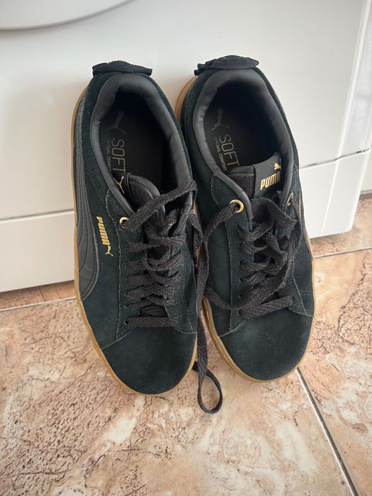 Дамски спортни обувки Puma