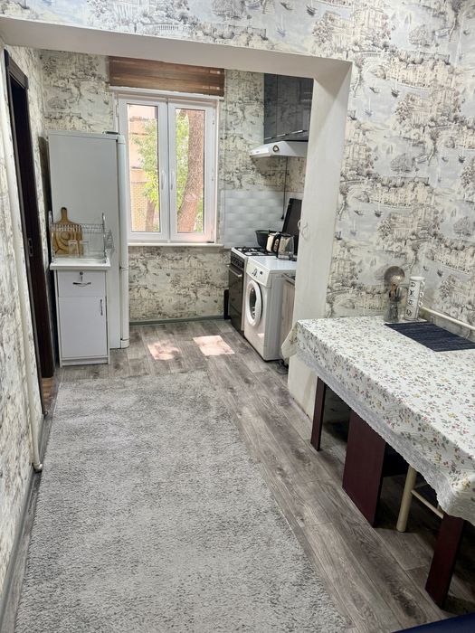 Сдается 2 -х комнт квартира,  просьба звонить до 20::00  в рабочие дни